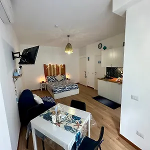 https://due-mari.italymilanhotels.net
